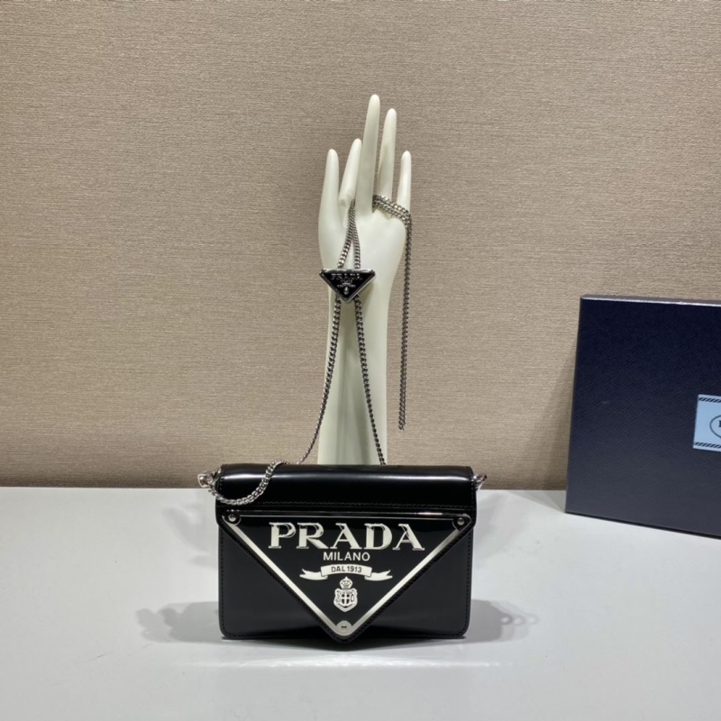 Pra*a top handle bags